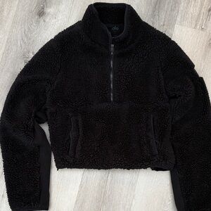 ALO Yoga Black Fleece Pullover